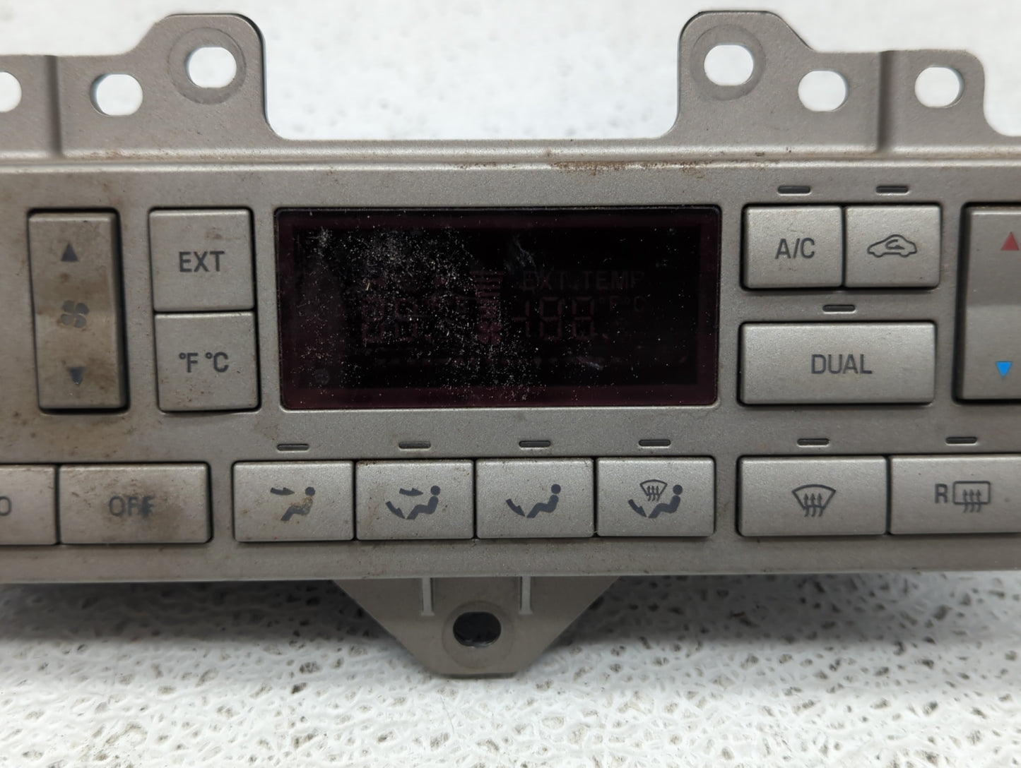 2003-2005 Lincoln Aviator Climate Control Module Temperature AC/Heater Replacement P/N:4C54-18C612-AA 27891021849A Fits OEM 
