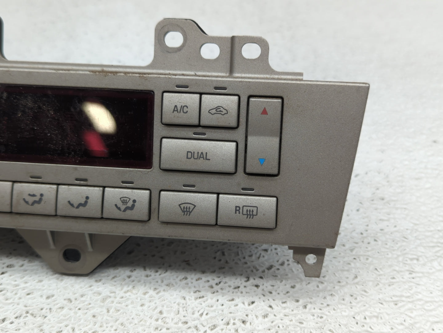 2003-2005 Lincoln Aviator Climate Control Module Temperature AC/Heater Replacement P/N:4C54-18C612-AA 27891021849A Fits OEM 