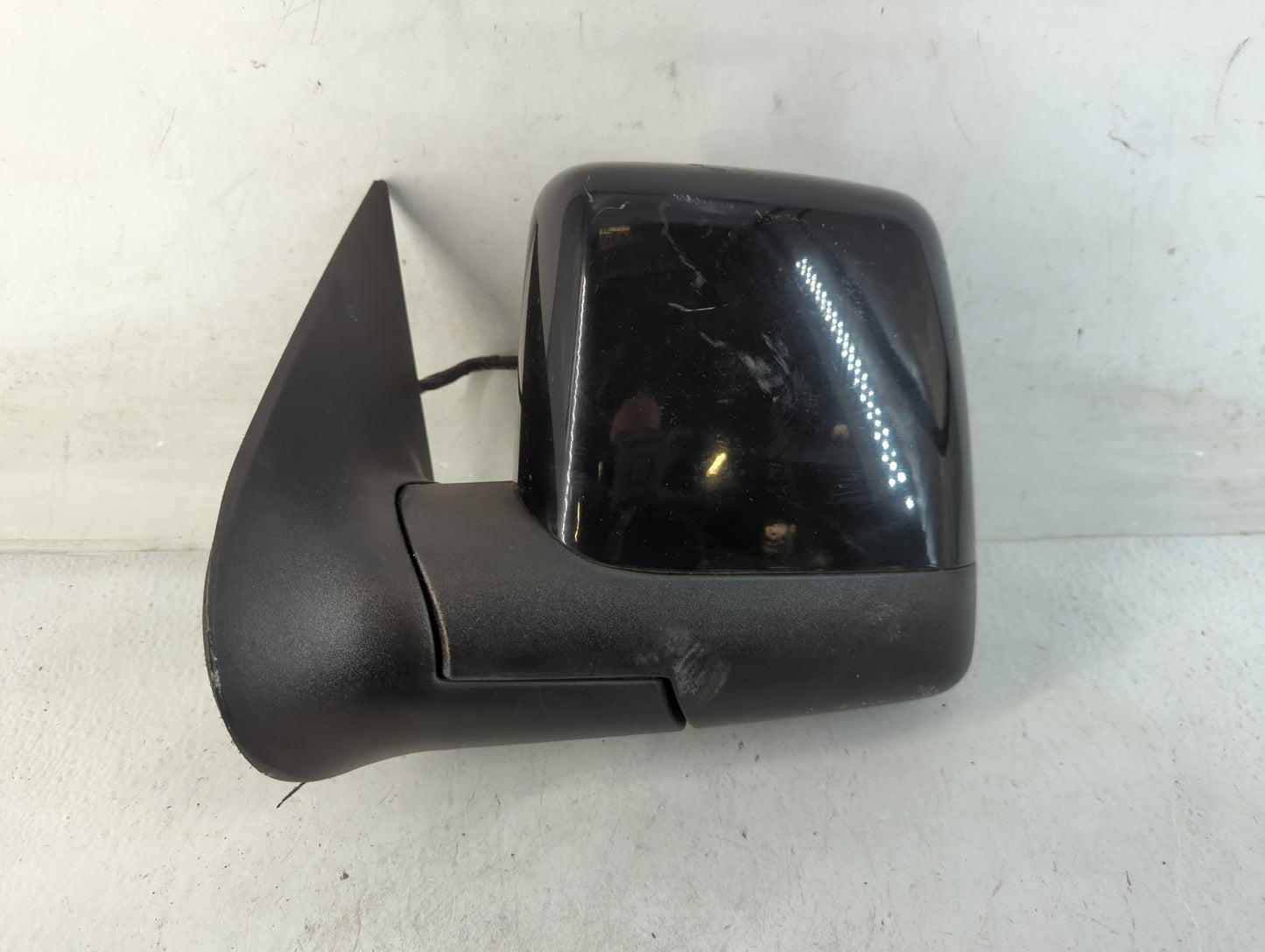 2003-2005 Lincoln Aviator Driver Side View Mirror - Left Door Mirror OEM Used - Oemusedautoparts1.com