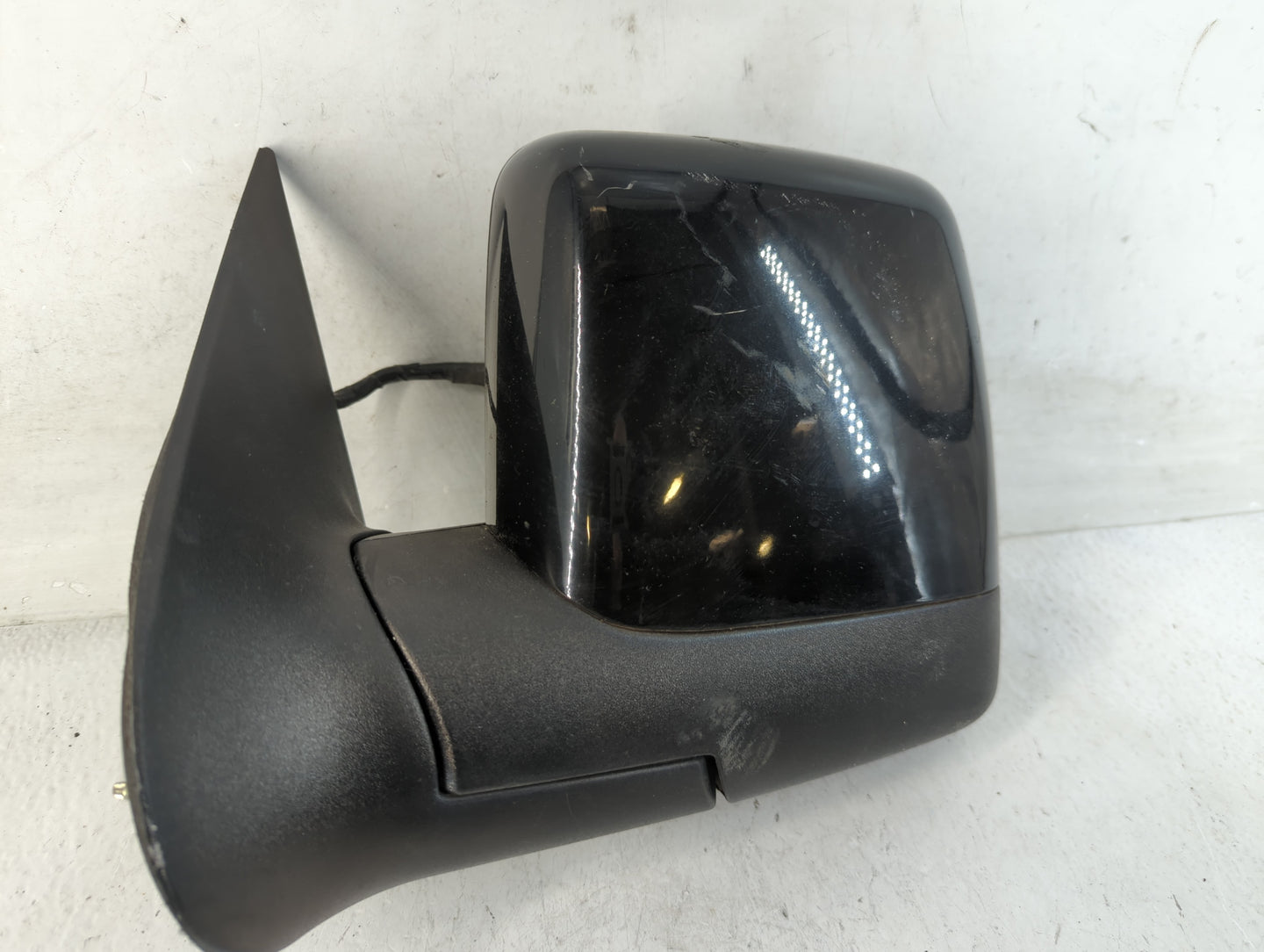 2003-2005 Lincoln Aviator Driver Side View Mirror - Left Door Mirror OEM Used - Oemusedautoparts1.com