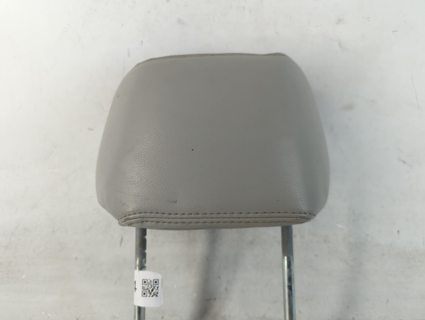 2004-2005 Lincoln Aviator Headrest Head Rest Front Driver Passenger Seat Fits Fits 2004 2005 OEM Used Auto Parts - Oemusedau