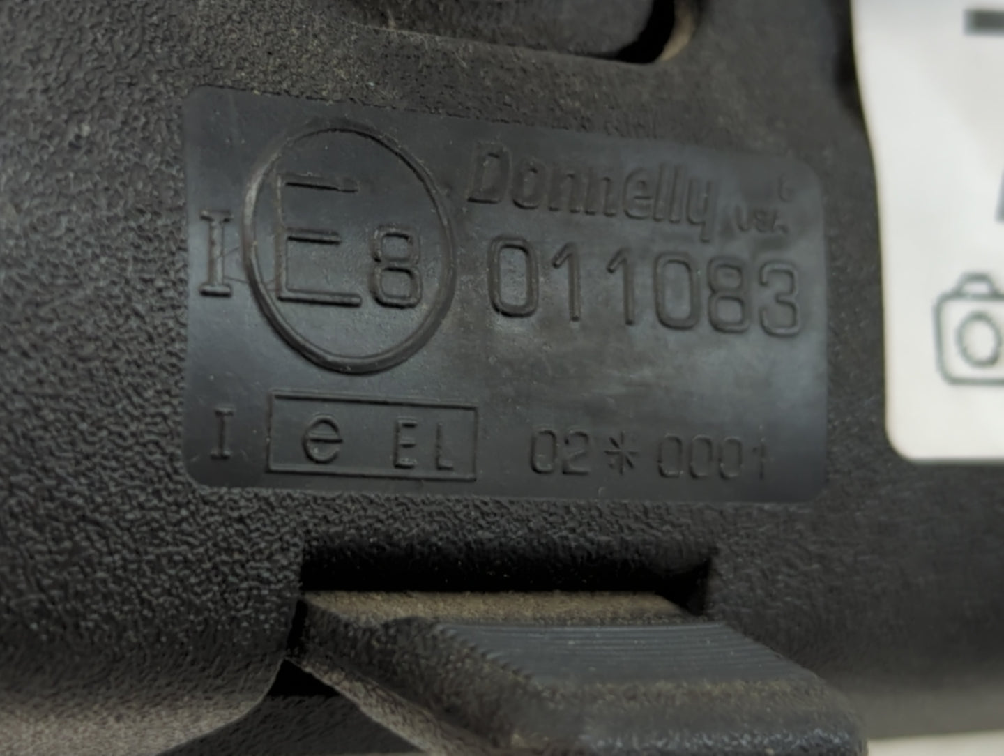 2004 Lincoln Aviator Interior Rear View Mirror Replacement OEM P/N:E8011083 Fits OEM Used Auto Parts - Oemusedautoparts1.com