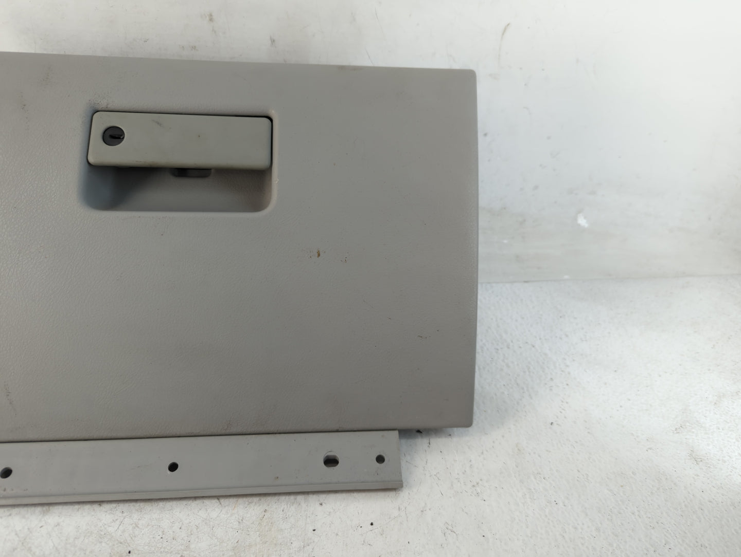 2004 Lincoln Aviator Passenger Glove Box Door Storage Compartment - Oemusedautoparts1.com