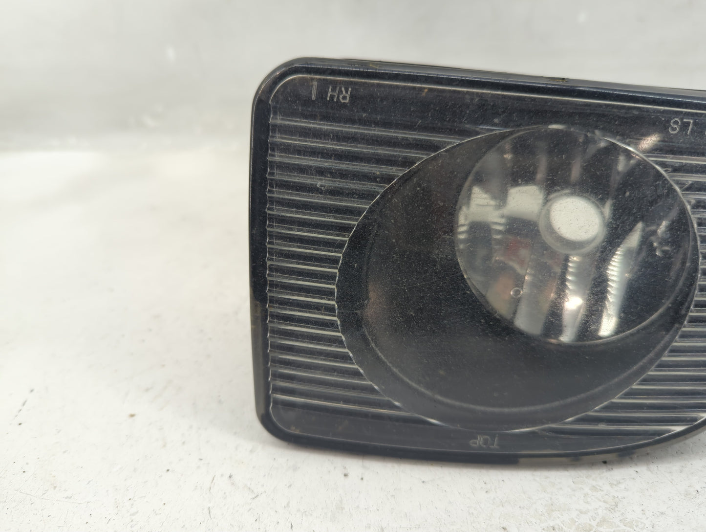 2004 Lincoln Ls Passenger Right Oem Fog Light Lamp - Oemusedautoparts1.com