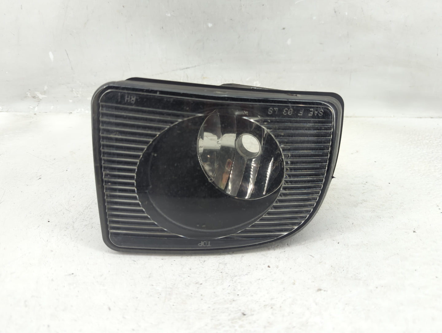 2004 Lincoln Ls Passenger Right Oem Front Light Lamp - Oemusedautoparts1.com