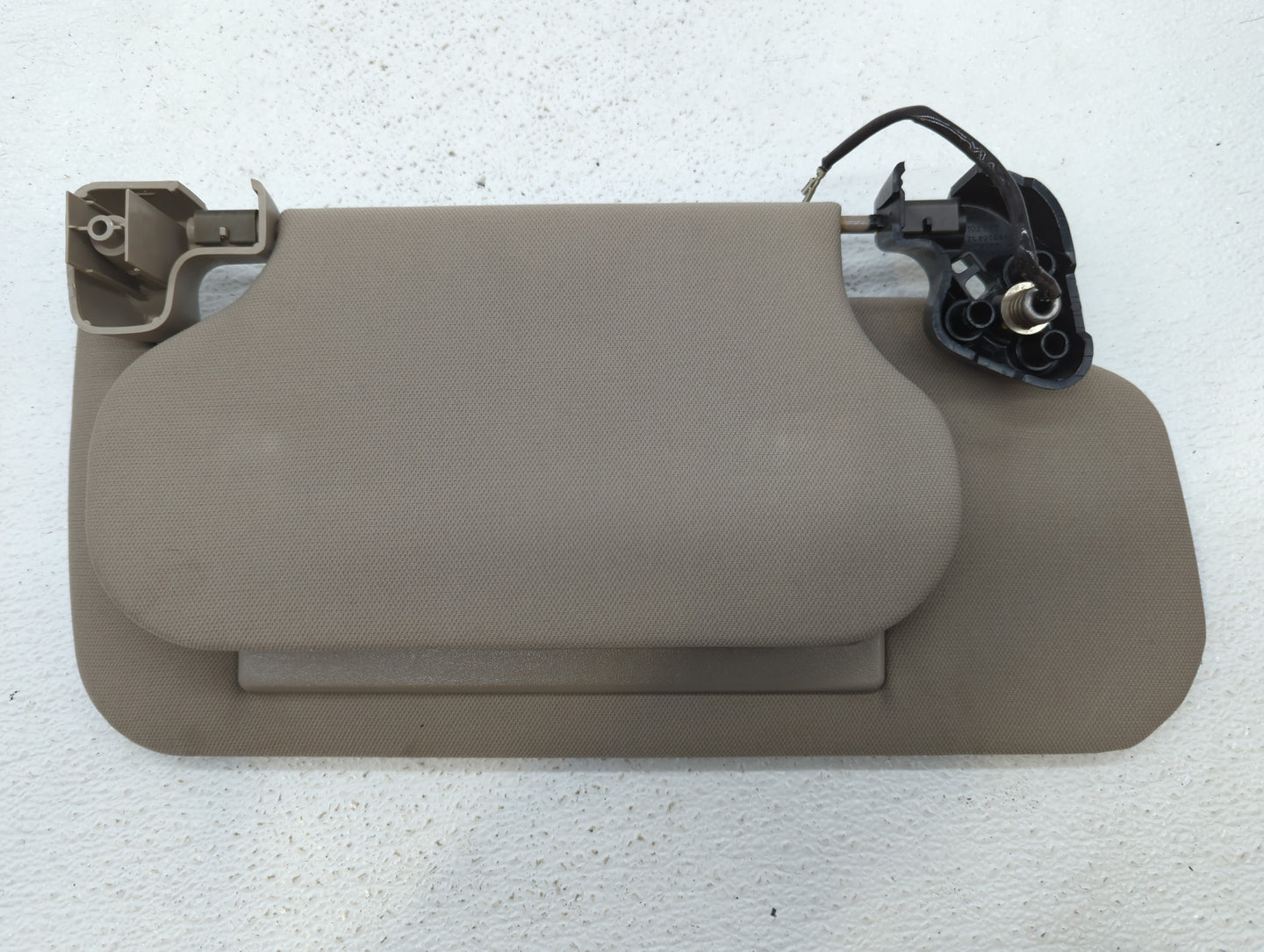 2004 Lincoln Ls Sun Visor Shade Replacement Passenger Right Mirror Fits OEM Used Auto Parts - Oemusedautoparts1.com
