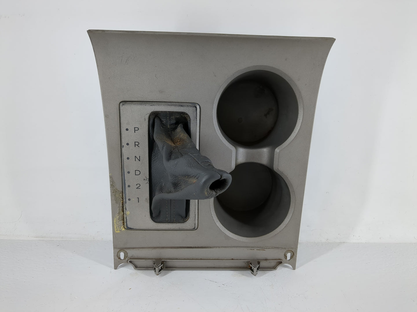 2004 Lincoln Navigator Center Console Gear Shifter Cup Holder Bezel - Oemusedautoparts1.com
