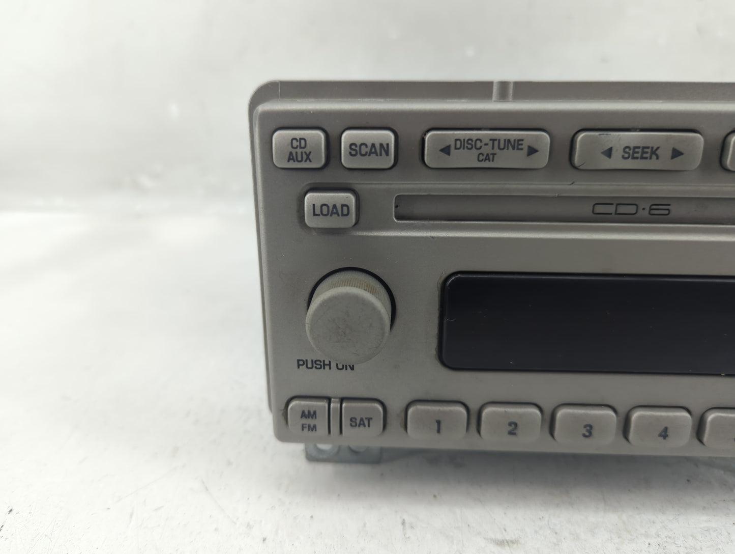 2004 Lincoln Navigator Radio AM FM Cd Player Receiver Replacement P/N:4L7T-18C815-AF Fits OEM Used Auto Parts - Oemusedautop