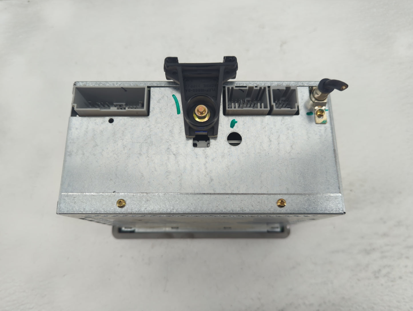 2004 Lincoln Navigator Radio AM FM Cd Player Receiver Replacement P/N:4L7T-18C815-AF Fits OEM Used Auto Parts - Oemusedautop
