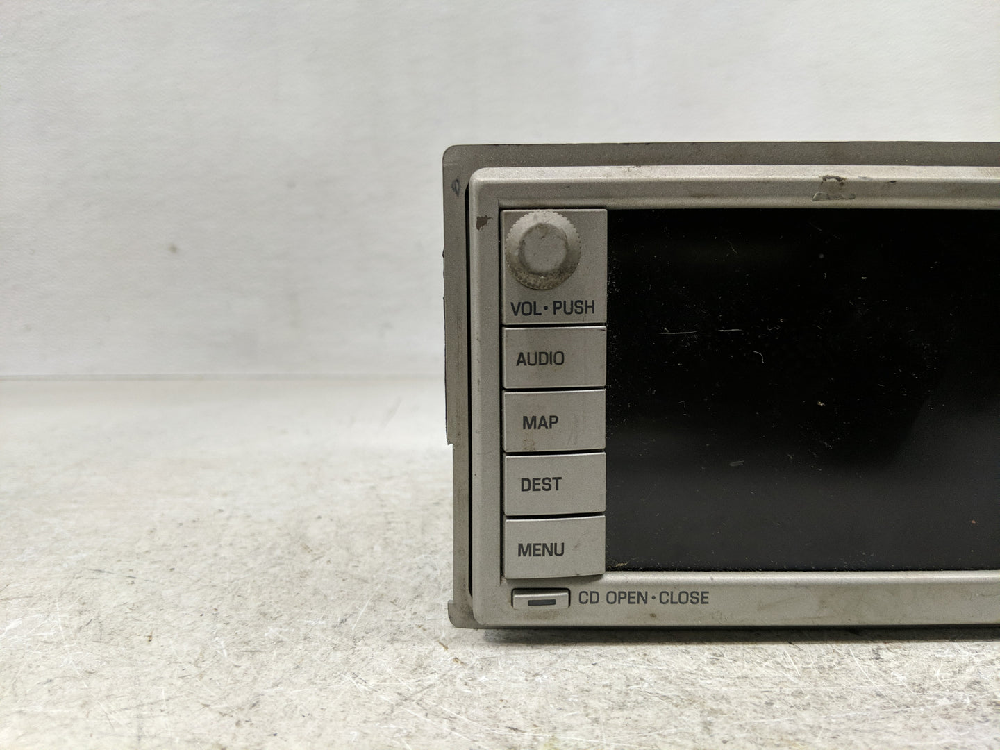 2004 Lincoln Navigator Radio AM FM Cd Player Receiver Replacement P/N:4L7T-18C985-AE Fits OEM Used Auto Parts - Oemusedautop