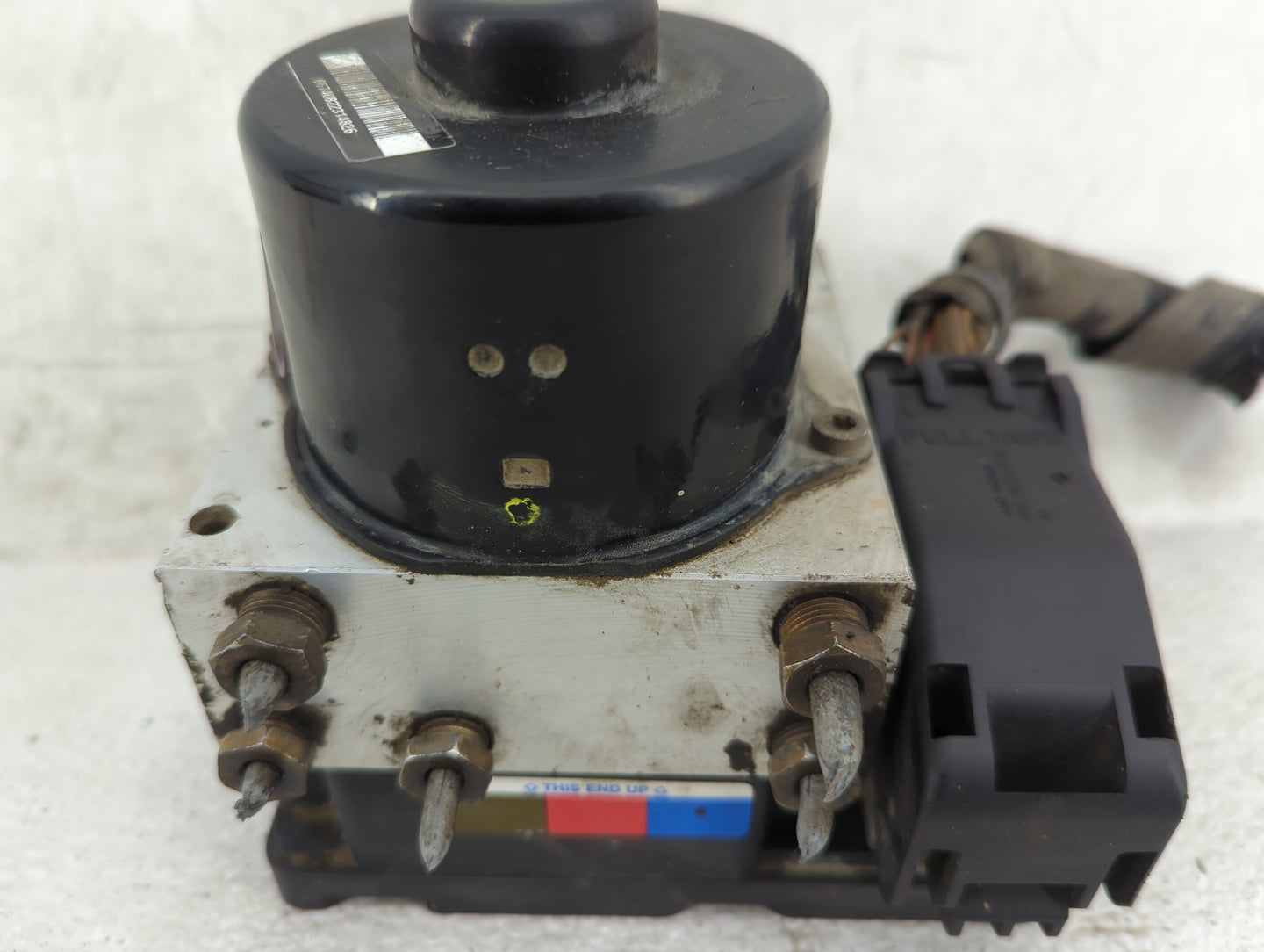 2004 Lincoln Navigator ABS Pump Control Module Replacement P/N:2L1T-2C219-BF Fits OEM Used Auto Parts - Oemusedautoparts1.co