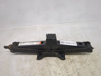 2004 Lincoln Navigator Spare Scissor Car Jack - Oemusedautoparts1.com