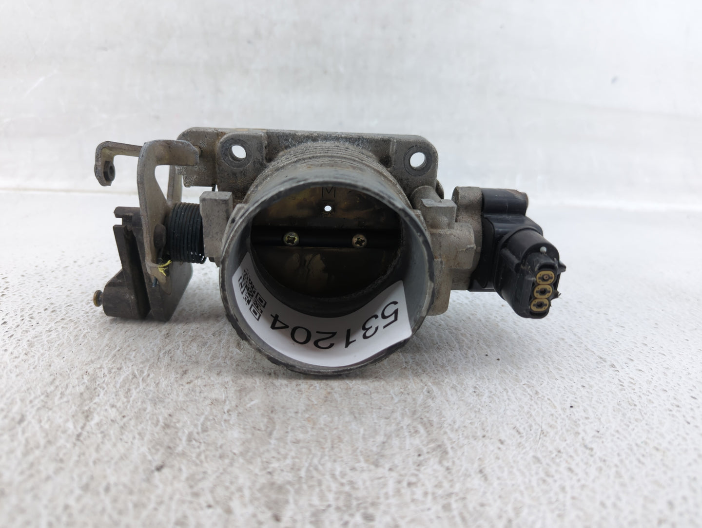 2004 Lincoln Navigator Throttle Body P/N:F4SF 9B989 Fits Fits 1998 1999 2000 2001 2002 2003 OEM Used Auto Parts - Oemusedaut
