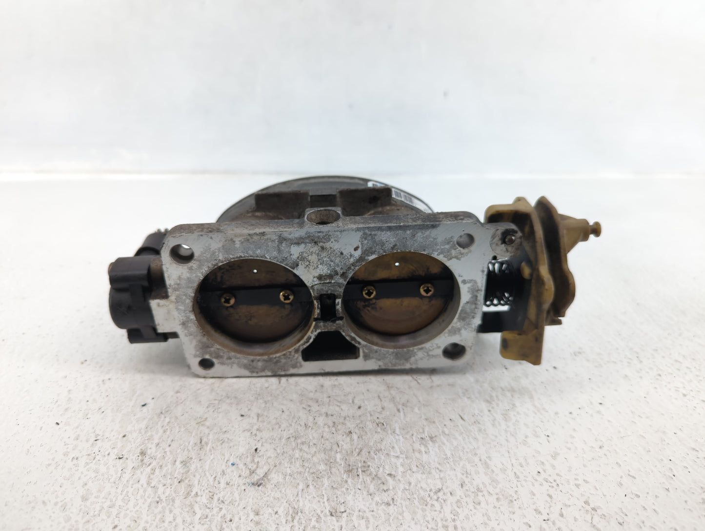 2004 Lincoln Navigator Throttle Body P/N:2L1U-DA Fits OEM Used Auto Parts - Oemusedautoparts1.com