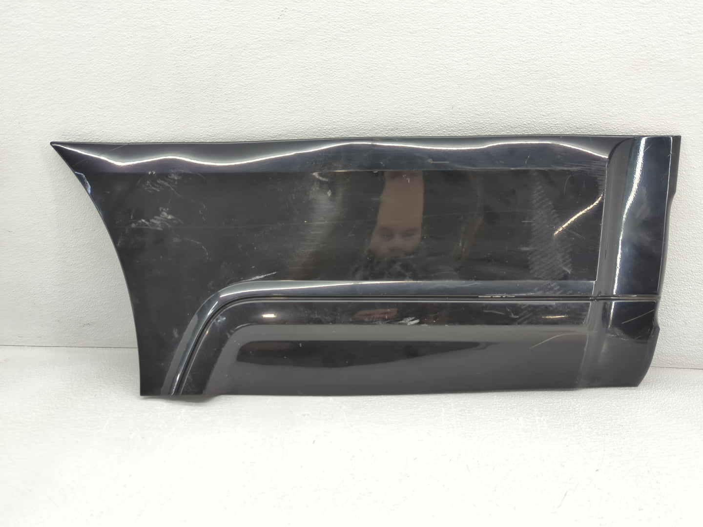 2004 Lincoln Navigator Quarter Panel - Oemusedautoparts1.com