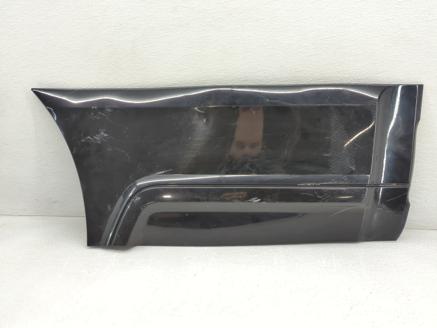 2004 Lincoln Navigator Quarter Panel - Oemusedautoparts1.com
