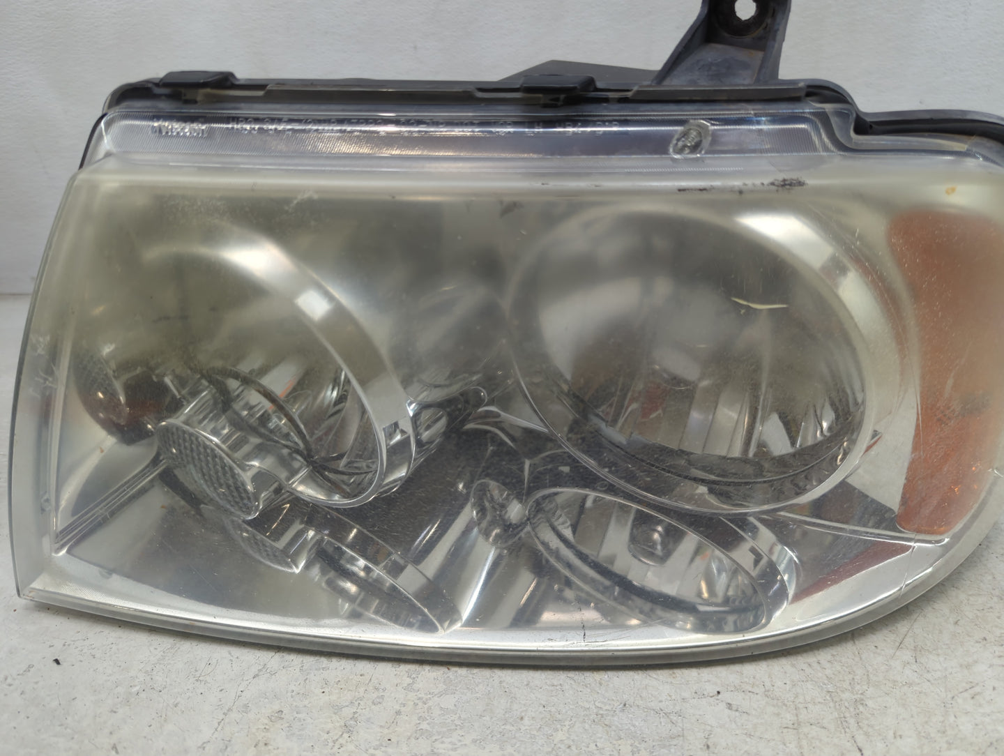 2003-2006 Lincoln Navigator Driver Left Oem Head Light Headlight Lamp - Oemusedautoparts1.com