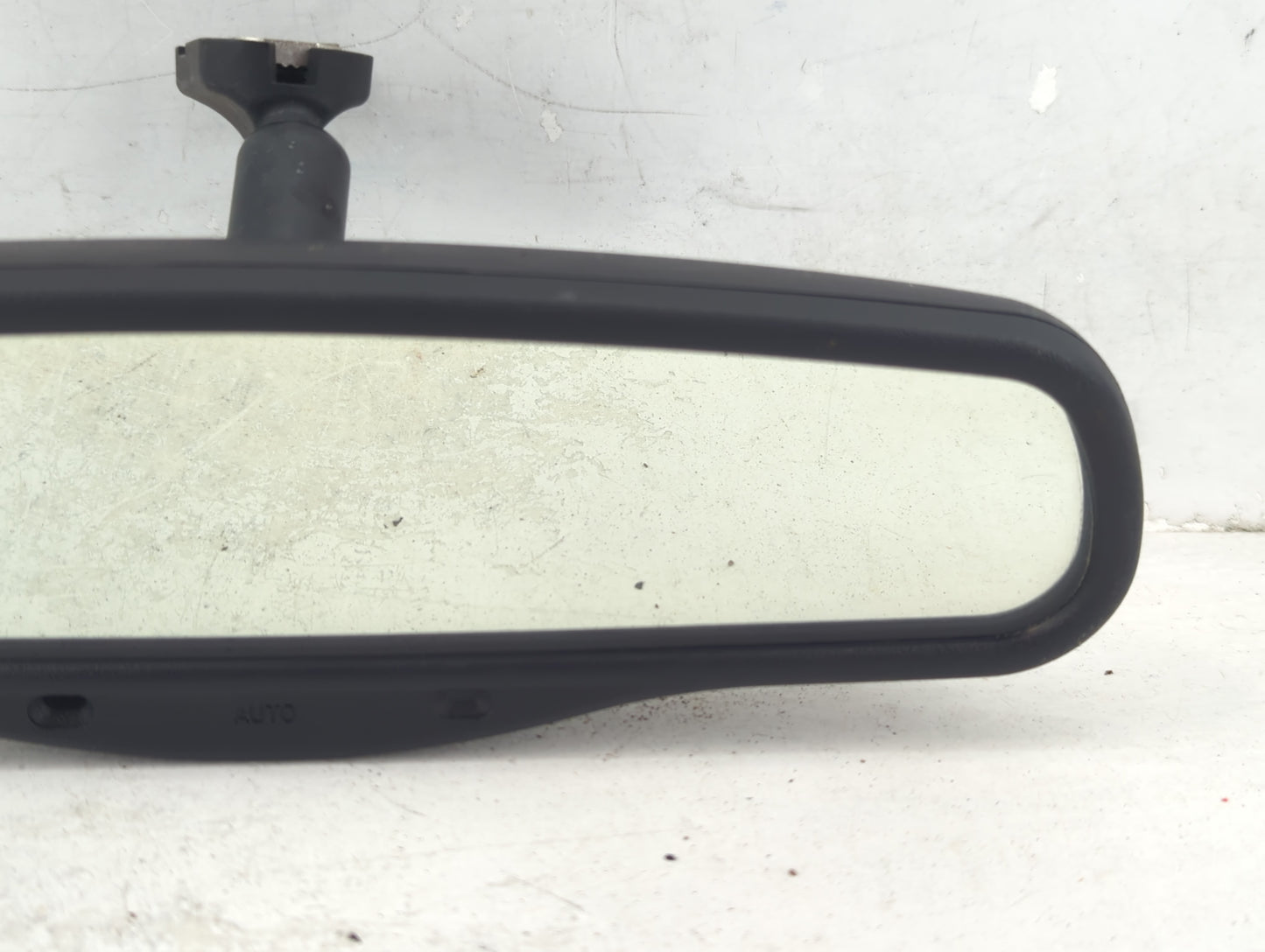 2000-2008 Lincoln Navigator Interior Rear View Mirror Replacement OEM Fits OEM Used Auto Parts - Oemusedautoparts1.com