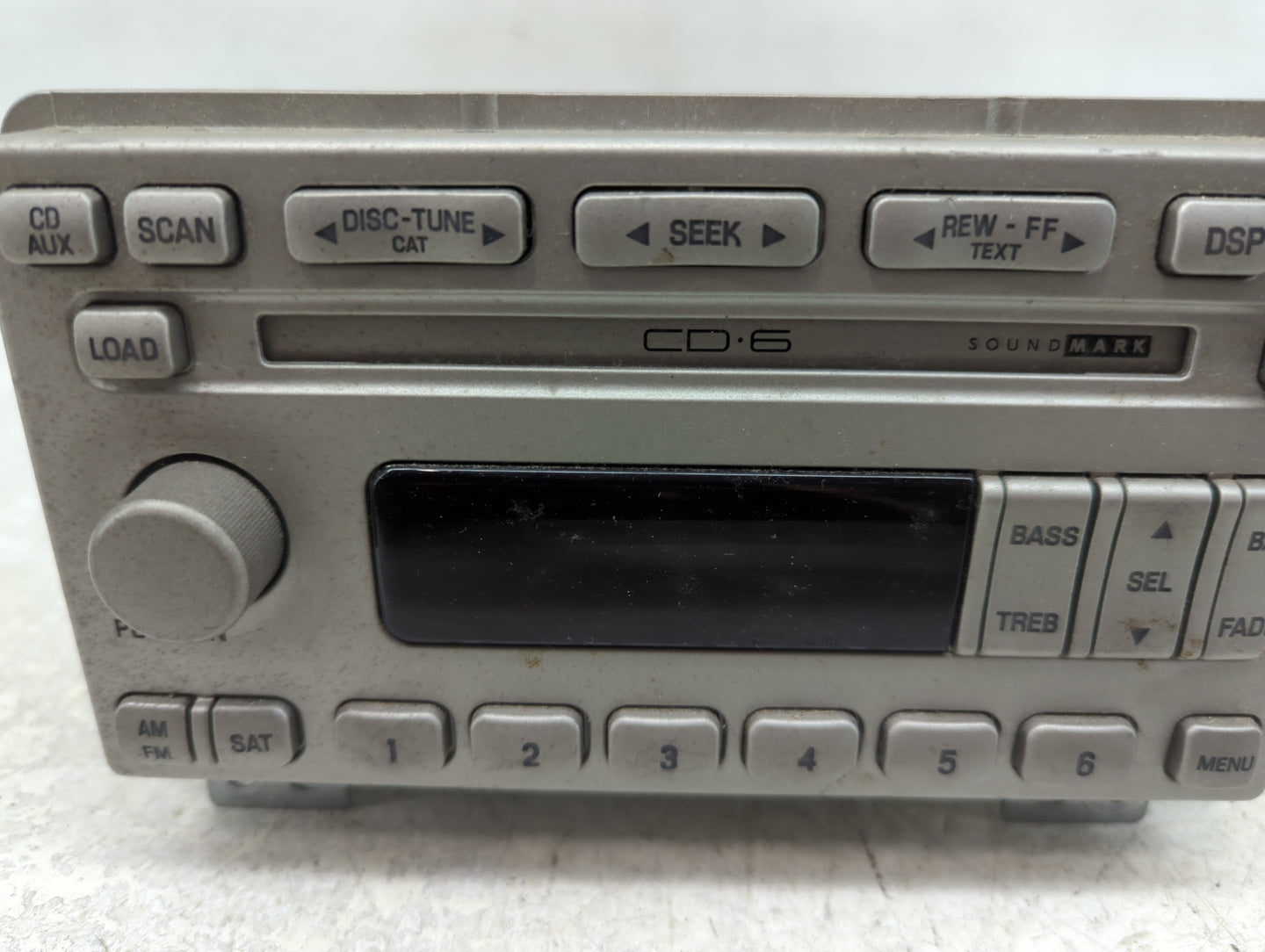 2002-2004 Lincoln Navigator Radio AM FM Cd Player Receiver Replacement Fits Fits 2002 2003 2004 OEM Used Auto Parts - Oemuse