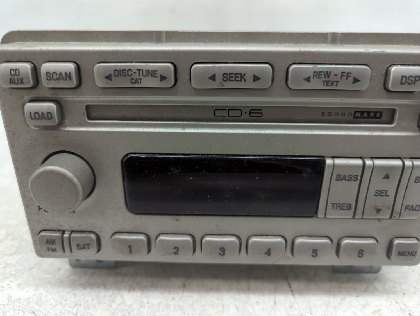 2002-2004 Lincoln Navigator Radio AM FM Cd Player Receiver Replacement Fits Fits 2002 2003 2004 OEM Used Auto Parts - Oemuse