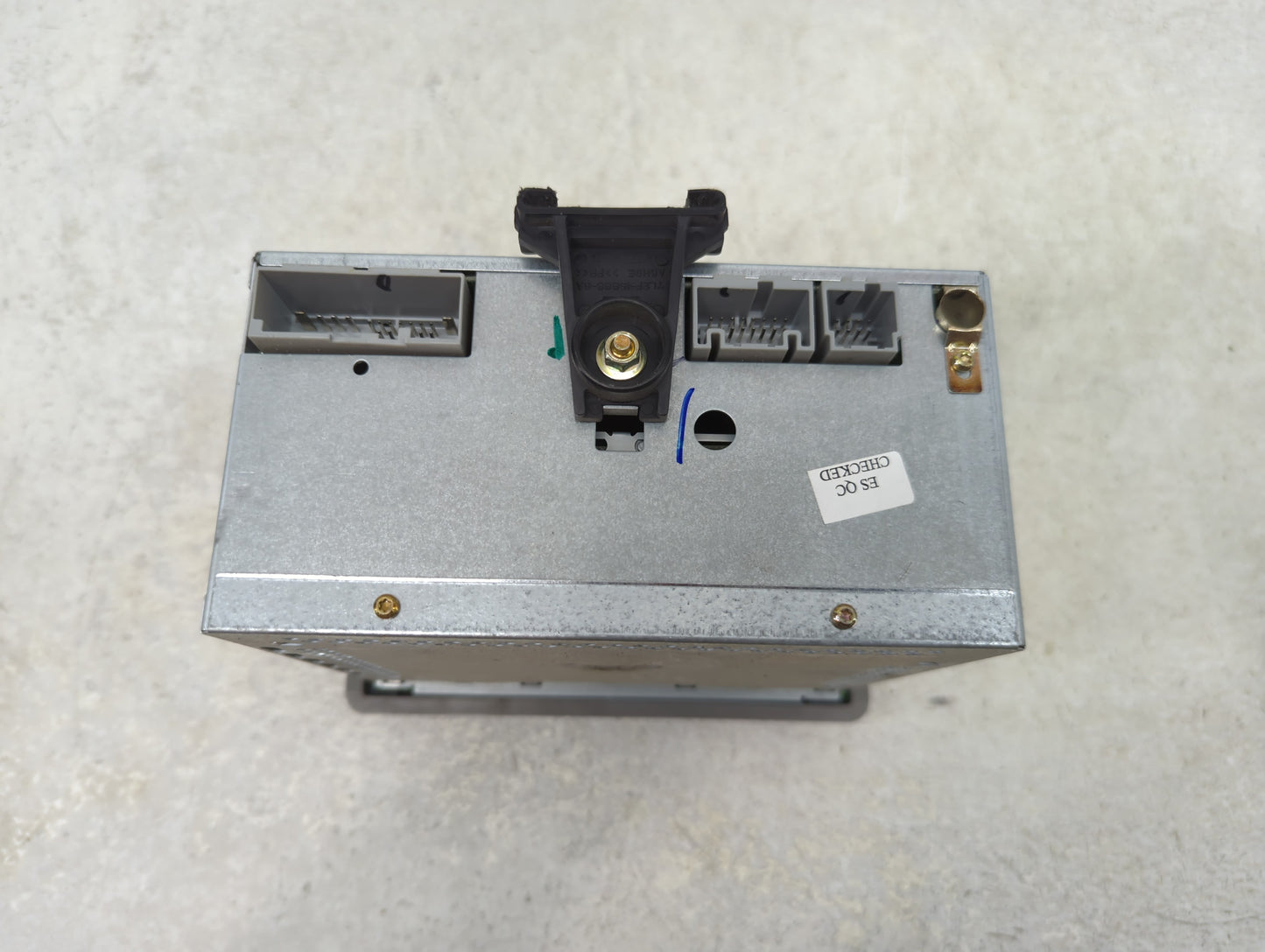 2002-2004 Lincoln Navigator Radio AM FM Cd Player Receiver Replacement Fits Fits 2002 2003 2004 OEM Used Auto Parts - Oemuse