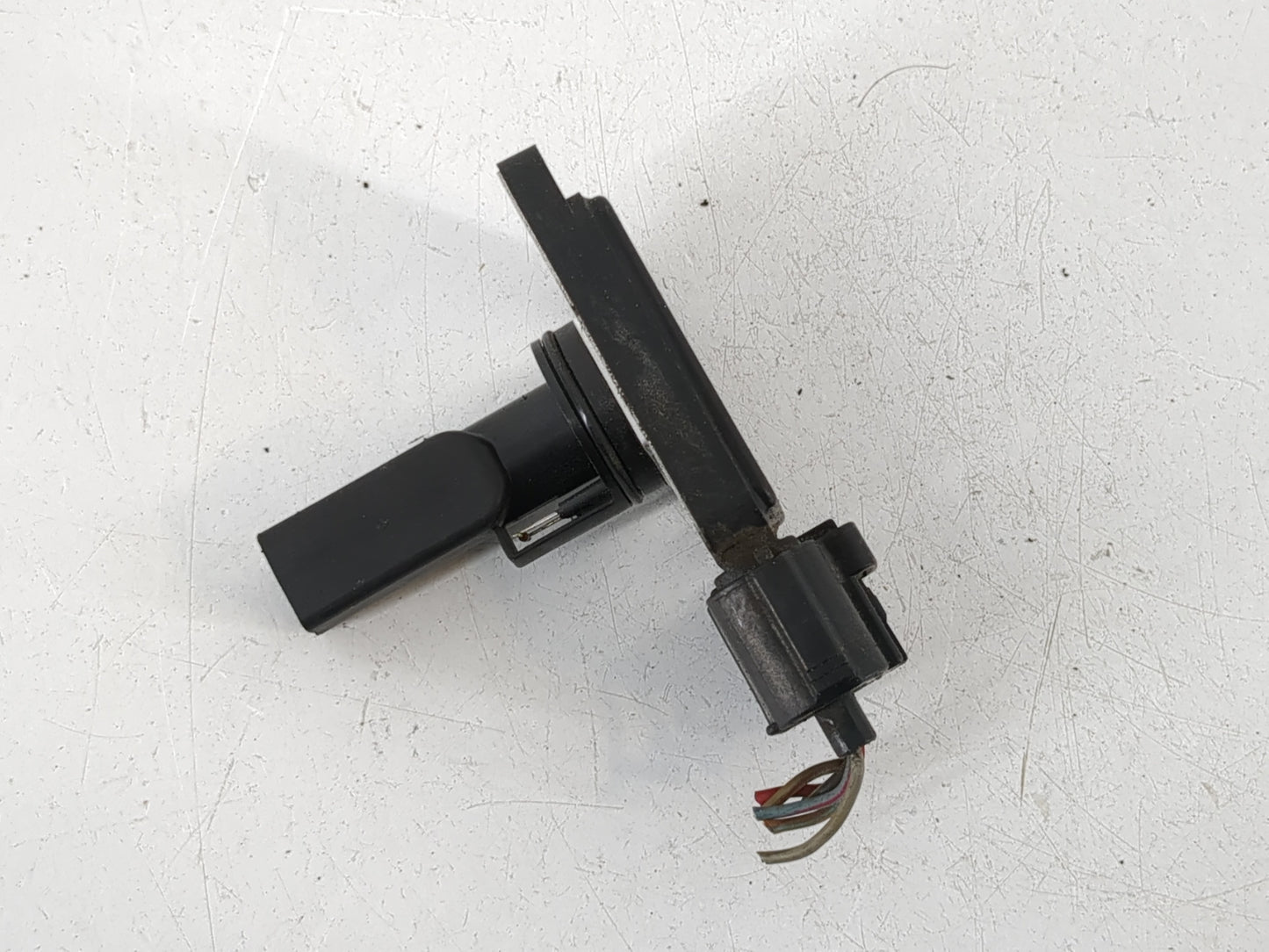 2003-2004 Lincoln Town Car Mass Air Flow Meter Maf - Oemusedautoparts1.com