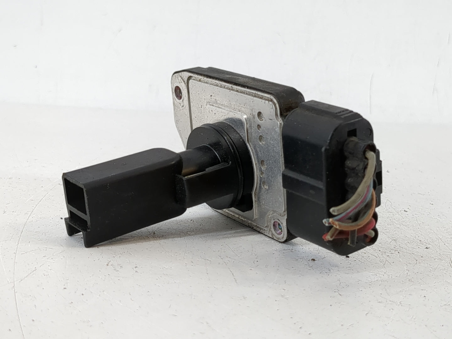 2003-2004 Lincoln Town Car Mass Air Flow Meter Maf - Oemusedautoparts1.com