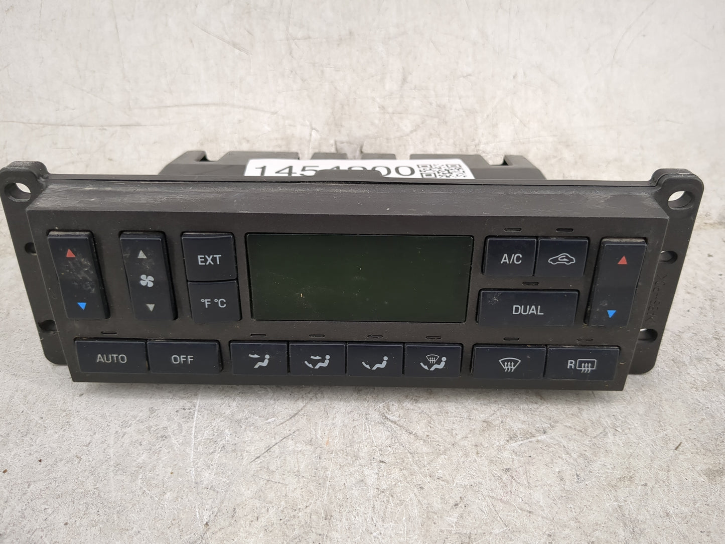 2003-2006 Lincoln Town Car Climate Control Module Temperature AC/Heater Replacement P/N:F145K 3W1H -18C612-AK Fits OEM Used 