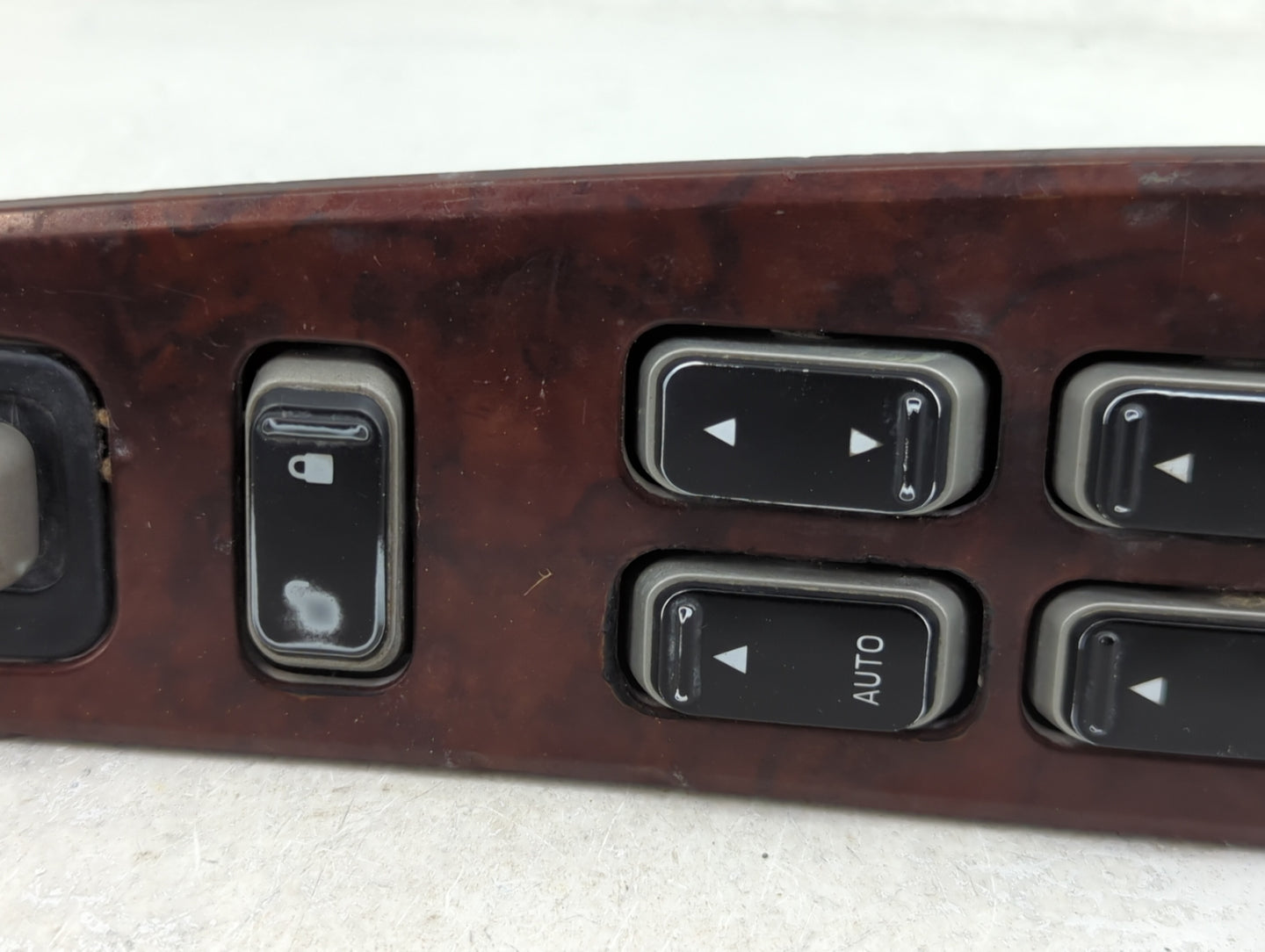 2003-2007 Lincoln Town Car Master Power Window Switch Replacement Driver Side Left Fits Fits 2003 2004 2005 2006 2007 OEM Us
