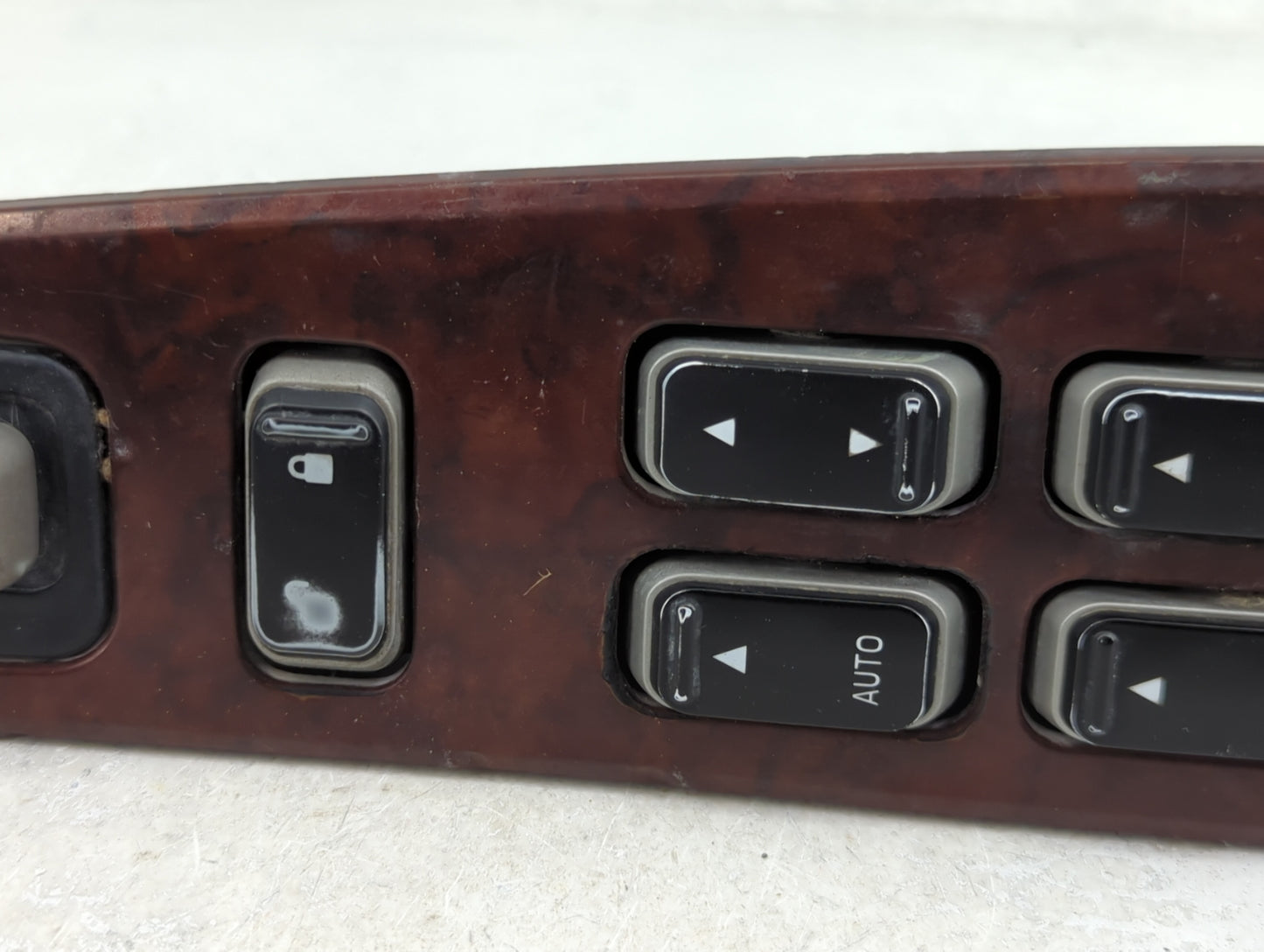 2003-2007 Lincoln Town Car Master Power Window Switch Replacement Driver Side Left Fits Fits 2003 2004 2005 2006 2007 OEM Us