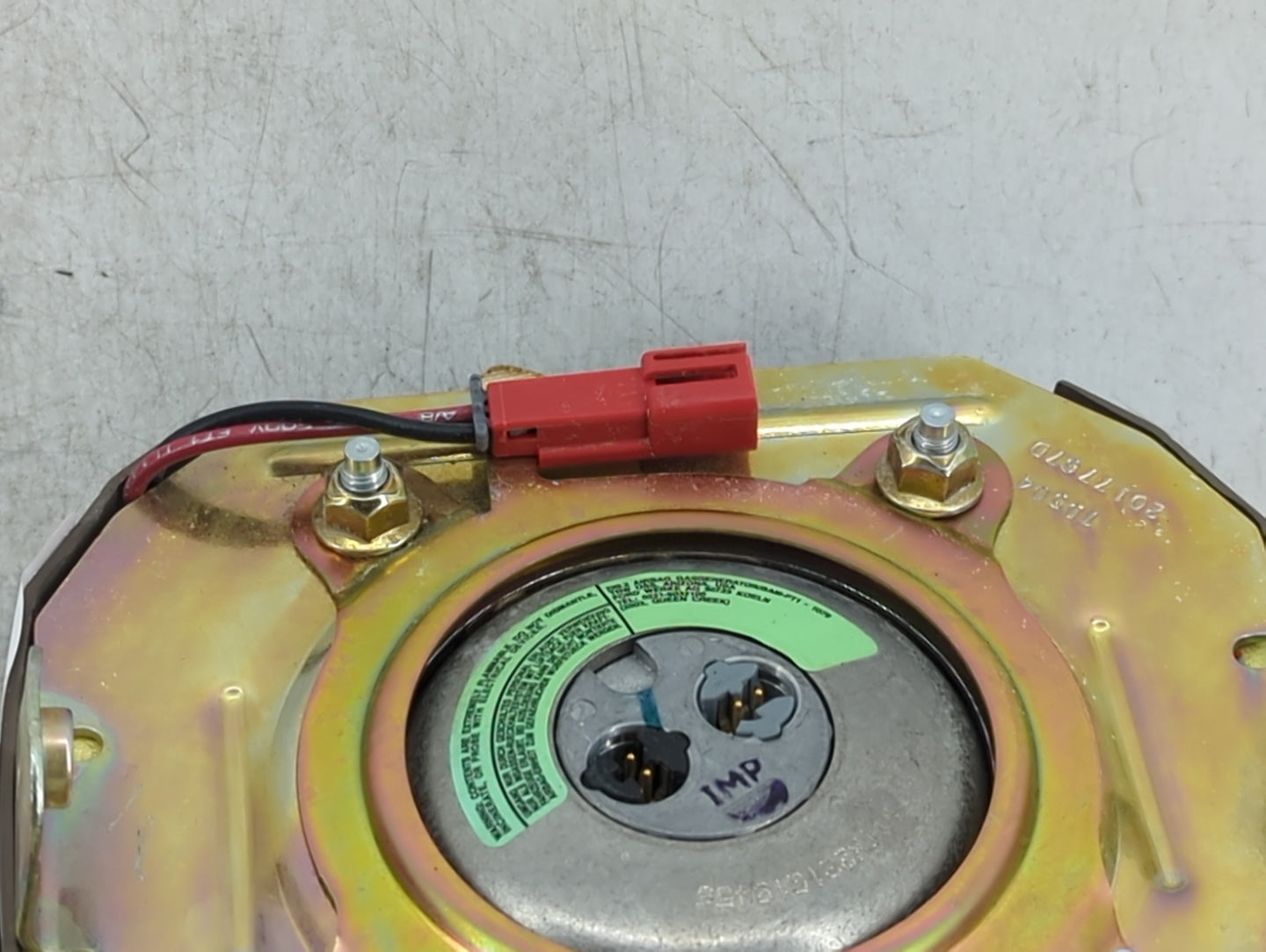 2004 Lincoln Town Car Air Bag Driver Left Steering Wheel Mounted Tan - Oemusedautoparts1.com