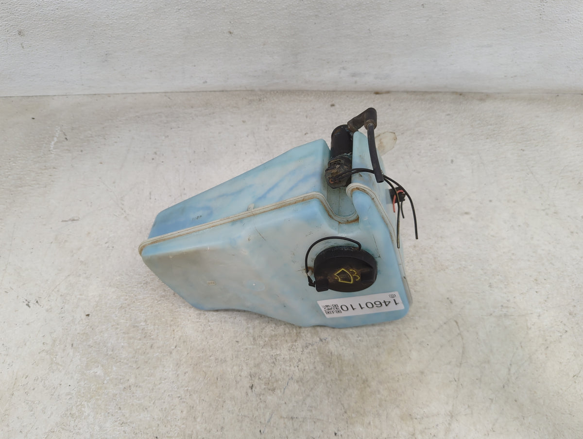 2004 Lincoln Town Car Windshield Washer Fluid Reservoir Bottle Oem - Oemusedautoparts1.com