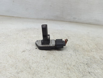 compare product 2003-2004 Lincoln Town Car Mass Air Flow Meter Maf 1467589