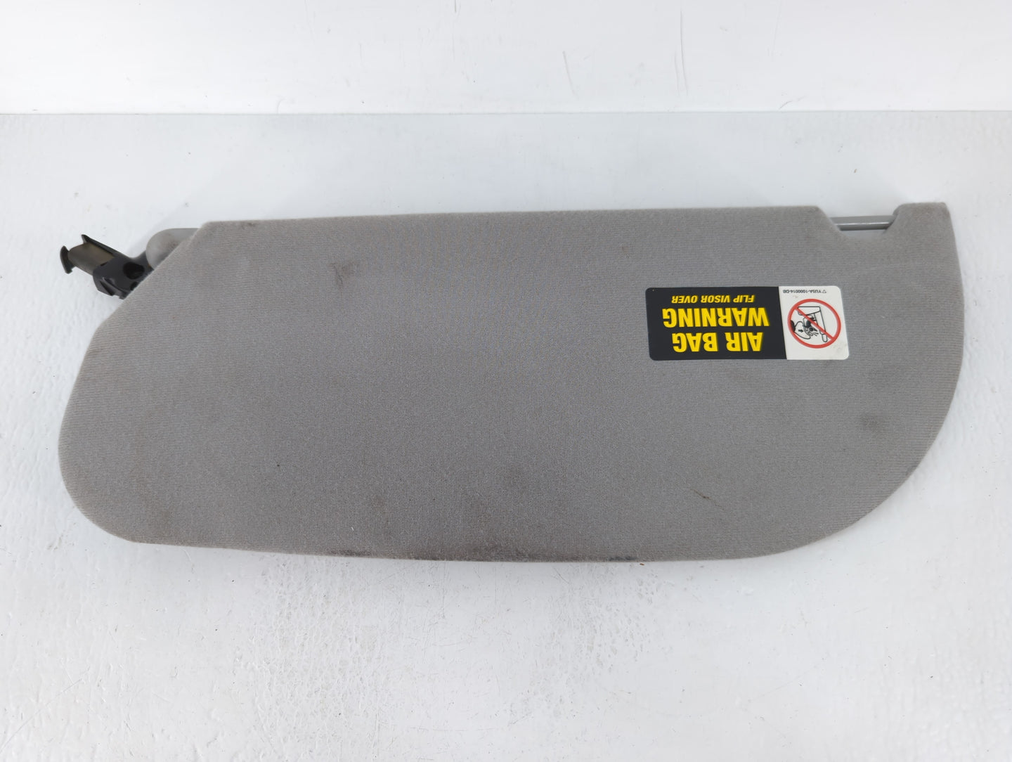 2004 Lincoln Town Car Sun Visor Shade Replacement Passenger Right Mirror Fits OEM Used Auto Parts - Oemusedautoparts1.com