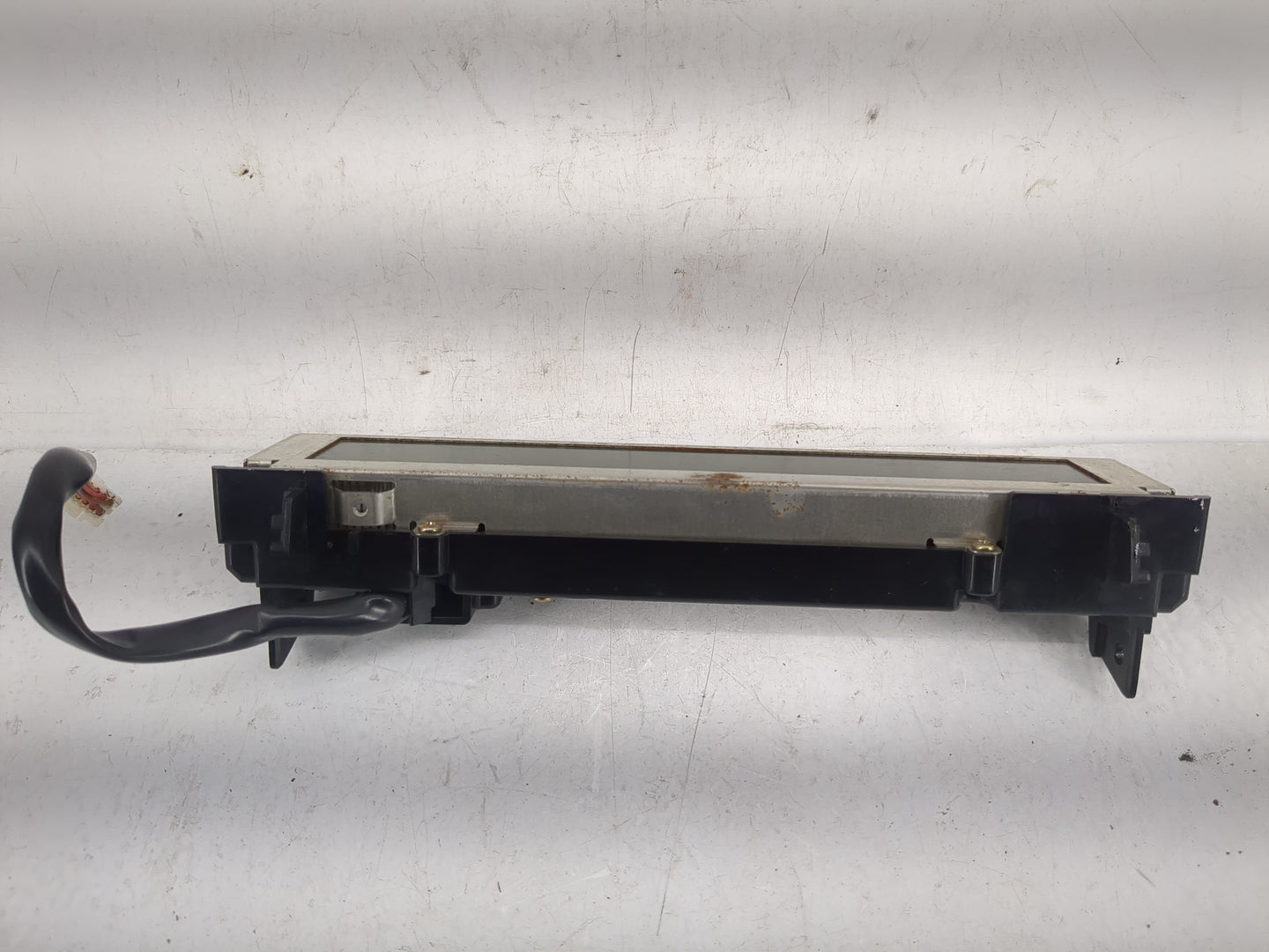 2004-2005 Mazda 3 Radio AM FM Cd Player Receiver Replacement Fits Fits 2004 2005 OEM Used Auto Parts - Oemusedautoparts1.com