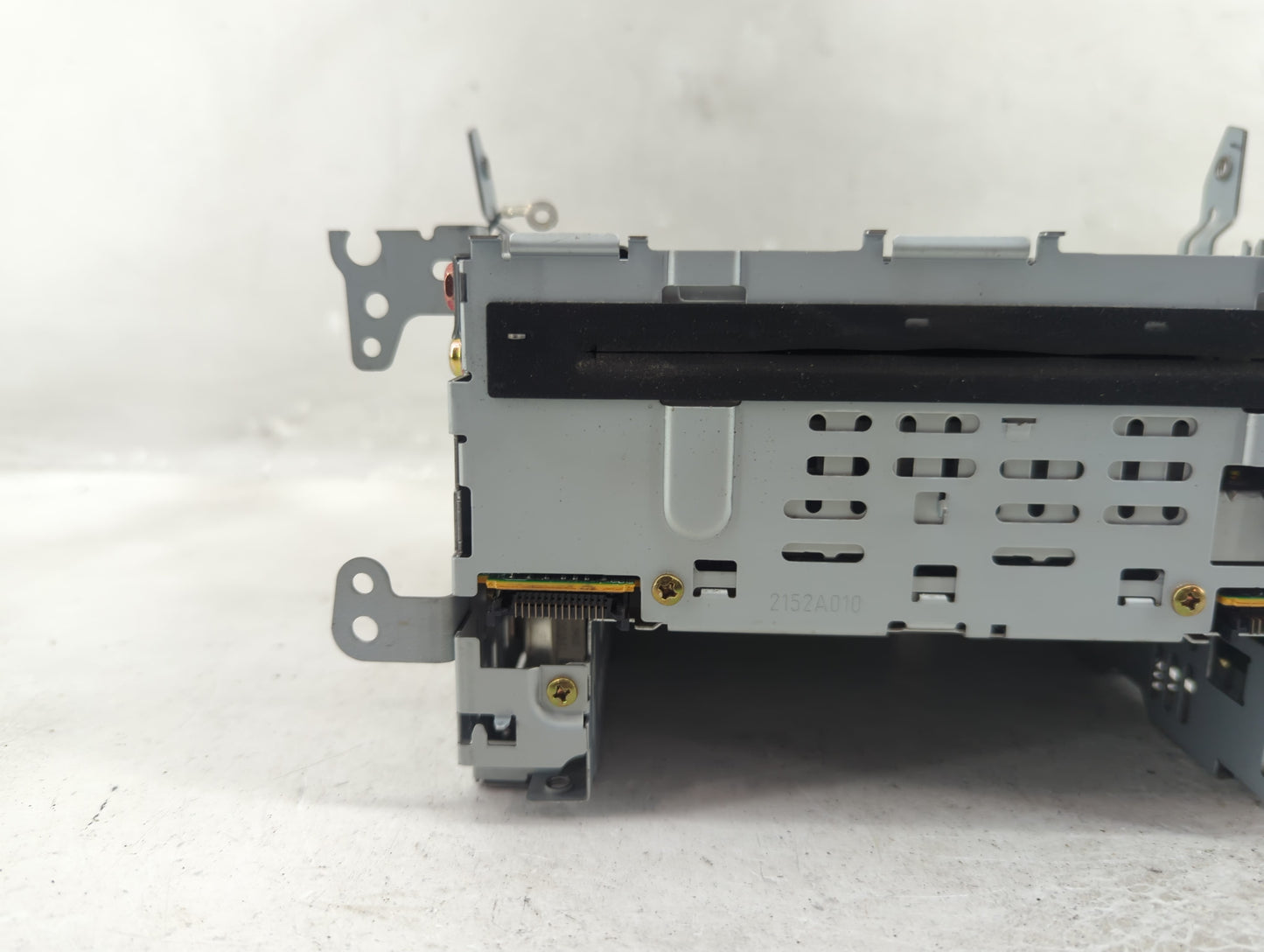 2004 Mazda 3 Radio AM FM Cd Player Receiver Replacement P/N:14789941 Fits OEM Used Auto Parts - Oemusedautoparts1.com
