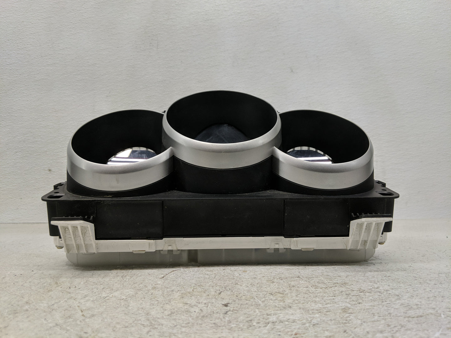 2004-2006 Mazda 3 Instrument Cluster Speedometer Gauges P/N:BP4K55447 BP4L55446, BP4L55214 Fits Fits 2004 2005 2006 OEM Used
