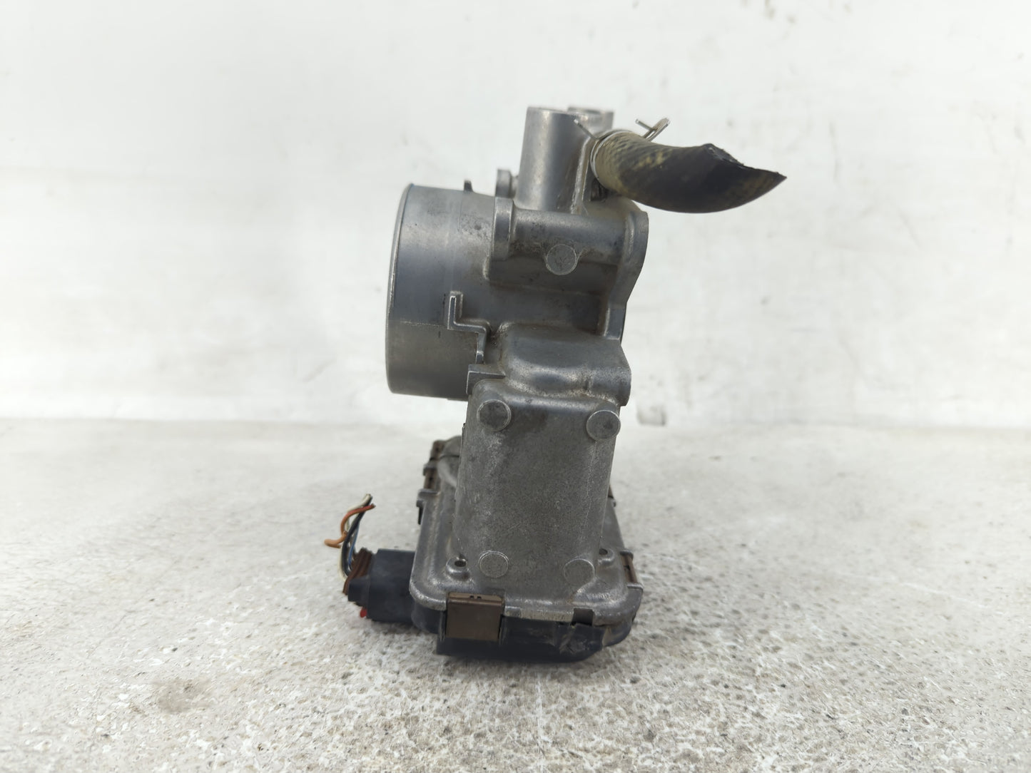 2004-2005 Mazda 3 Throttle Body Fits Fits 2003 2004 2005 2006 2007 OEM Used Auto Parts - Oemusedautoparts1.com