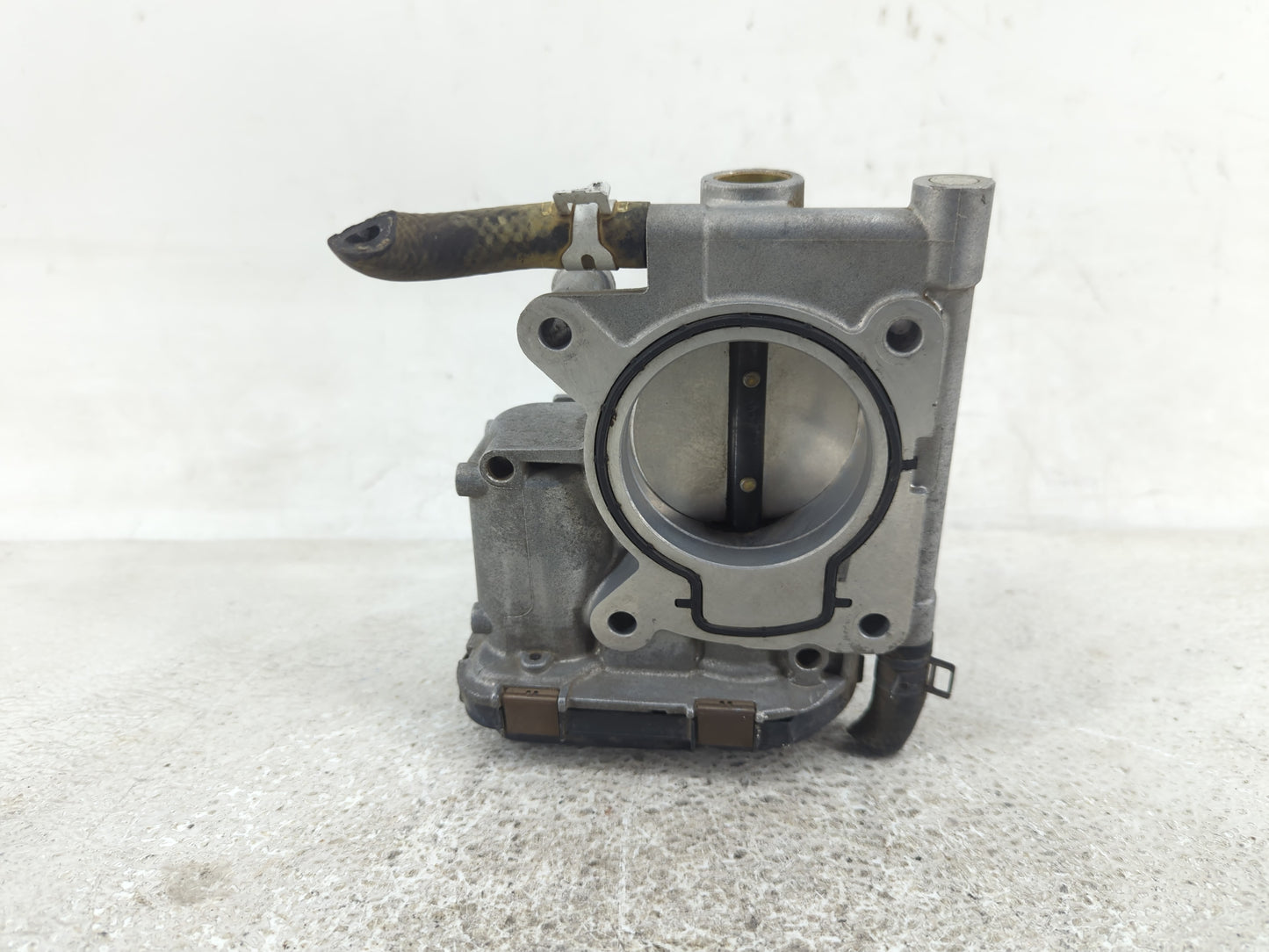 2004-2005 Mazda 3 Throttle Body Fits Fits 2003 2004 2005 2006 2007 OEM Used Auto Parts - Oemusedautoparts1.com