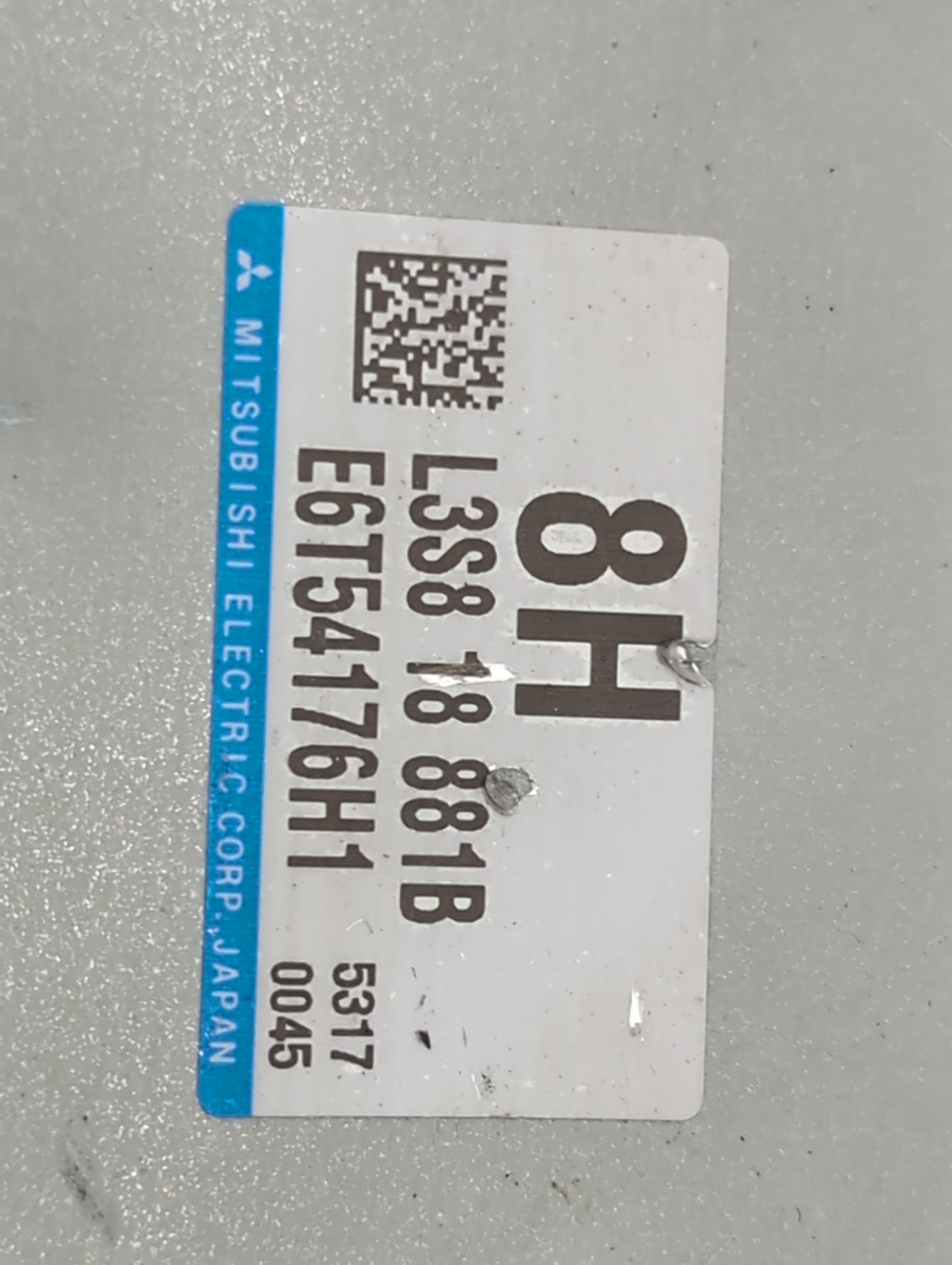 2004-2005 Mazda 3 PCM Engine Control Computer ECU ECM PCU OEM P/N:L3S8 18 881B E6T54176H1 Fits Fits 2004 2005 OEM Used Auto 
