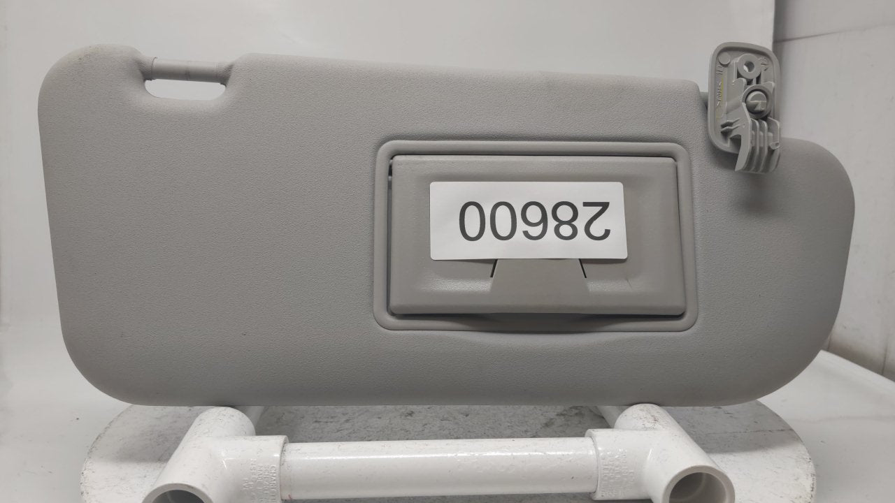 2004 Mazda 3 Sun Visor Shade Replacement Passenger Right Mirror Fits OEM Used Auto Parts - Oemusedautoparts1.com