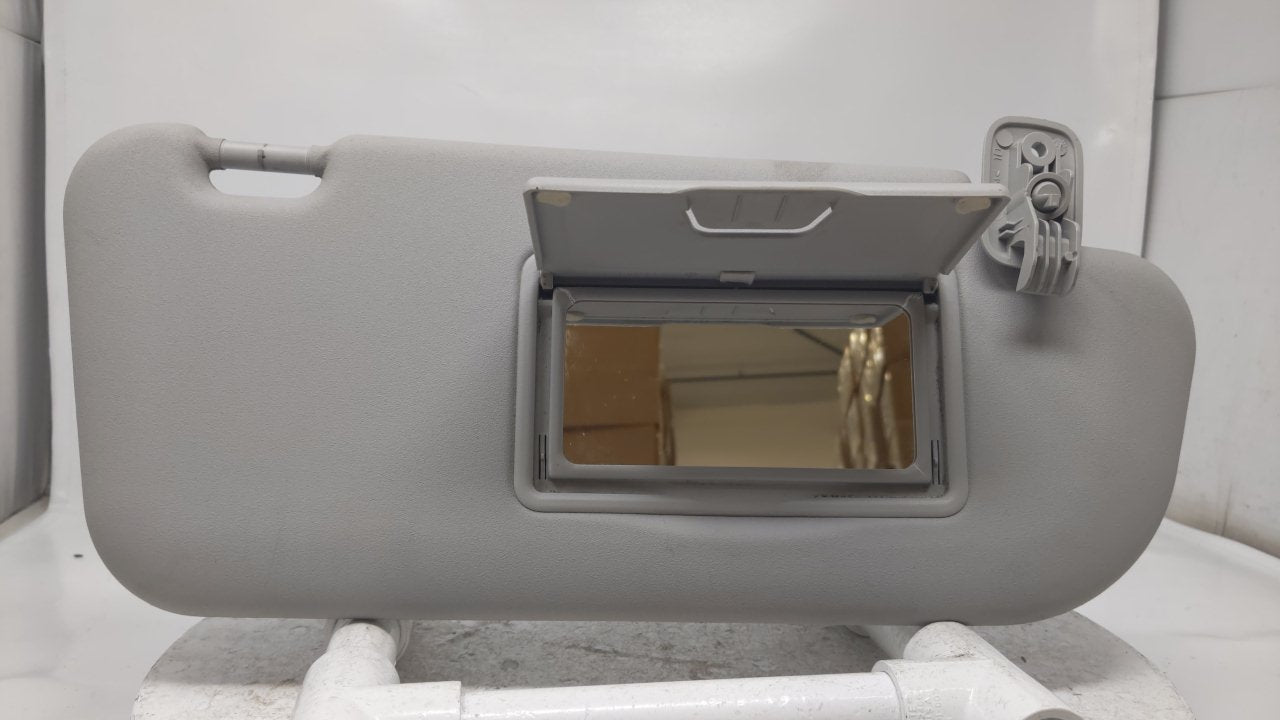 2004 Mazda 3 Sun Visor Shade Replacement Passenger Right Mirror Fits OEM Used Auto Parts - Oemusedautoparts1.com