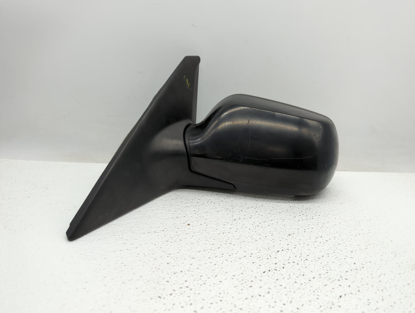 2004-2006 Mazda 3 Driver Side View Mirror - Left Door Mirror OEM Used - Oemusedautoparts1.com