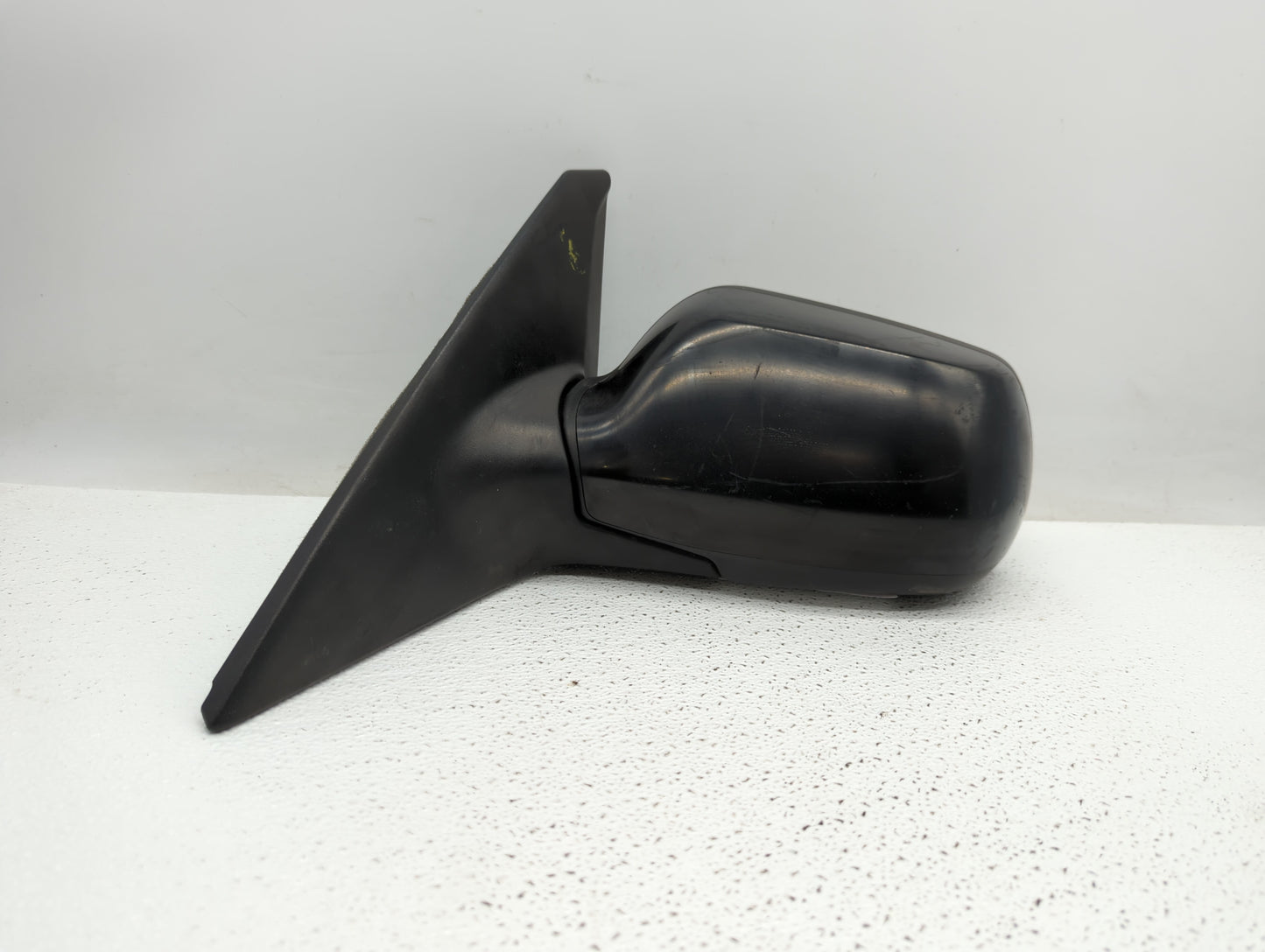 2004-2006 Mazda 3 Driver Side View Mirror - Left Door Mirror OEM Used - Oemusedautoparts1.com