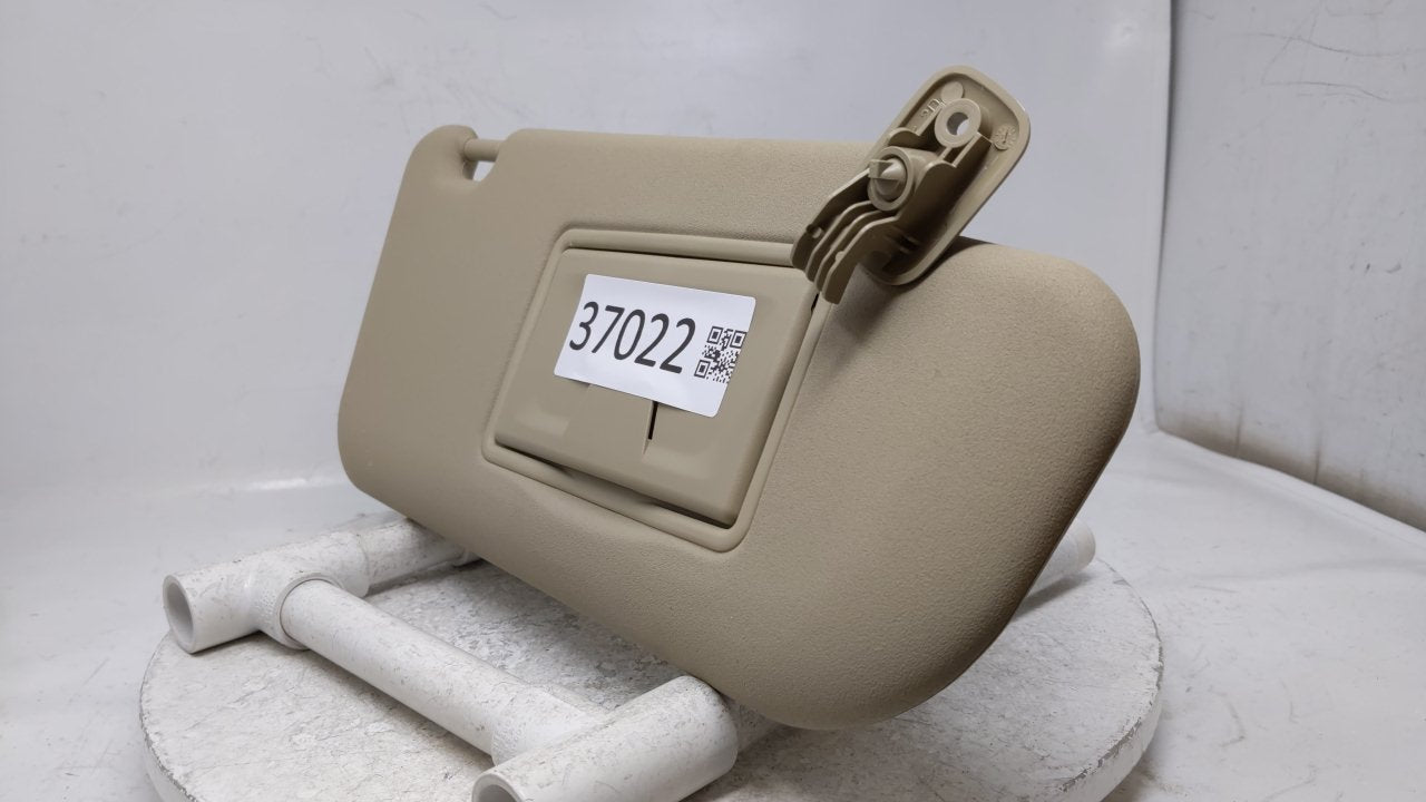 2004 Mazda 3 Sun Visor Shade Replacement Passenger Right Mirror Fits OEM Used Auto Parts - Oemusedautoparts1.com