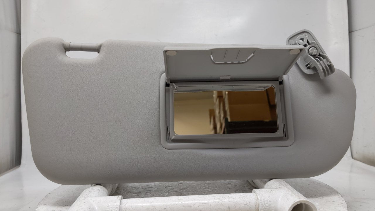 2004 Mazda 3 Sun Visor Shade Replacement Passenger Right Mirror Fits OEM Used Auto Parts - Oemusedautoparts1.com