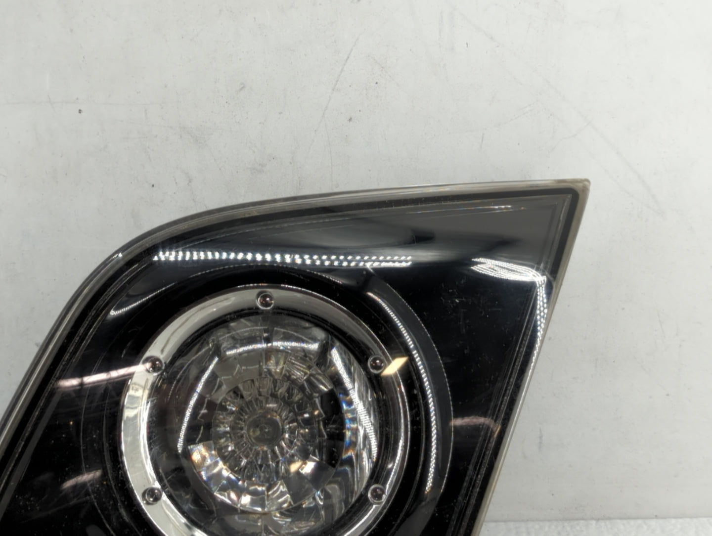 2004-2006 Mazda 3 Tail Light Assembly Passenger Right OEM P/N:P2913 Fits Fits 2004 2005 2006 OEM Used Auto Parts - Oemusedau