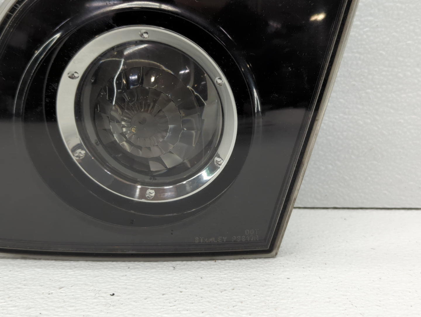 2004-2006 Mazda 3 Tail Light Assembly Passenger Right OEM Fits Fits 2004 2005 2006 OEM Used Auto Parts - Oemusedautoparts1.c