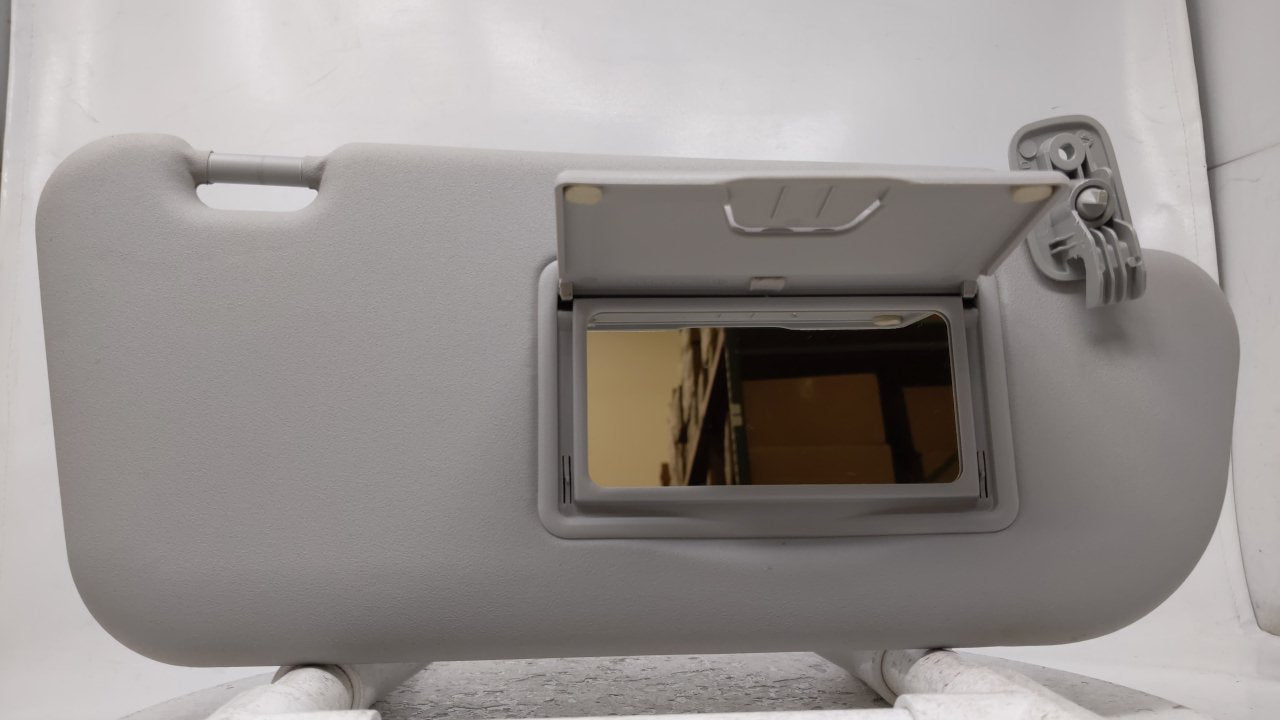 2004 Mazda 3 Sun Visor Shade Replacement Passenger Right Mirror Fits OEM Used Auto Parts - Oemusedautoparts1.com