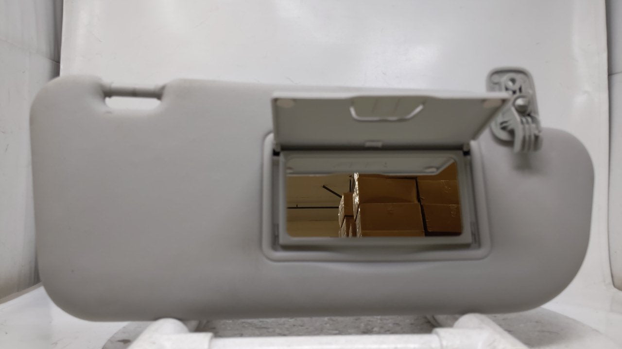 2004 Mazda 3 Sun Visor Shade Replacement Passenger Right Mirror Fits OEM Used Auto Parts - Oemusedautoparts1.com